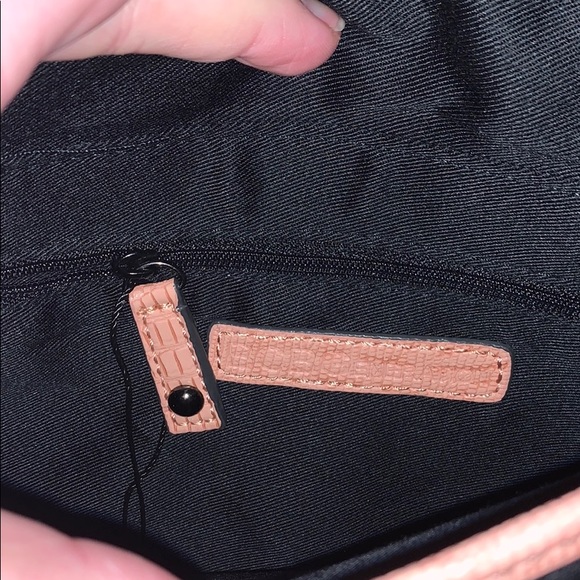 Pink BCBGeneration clutch!π - Picture 7 of 9